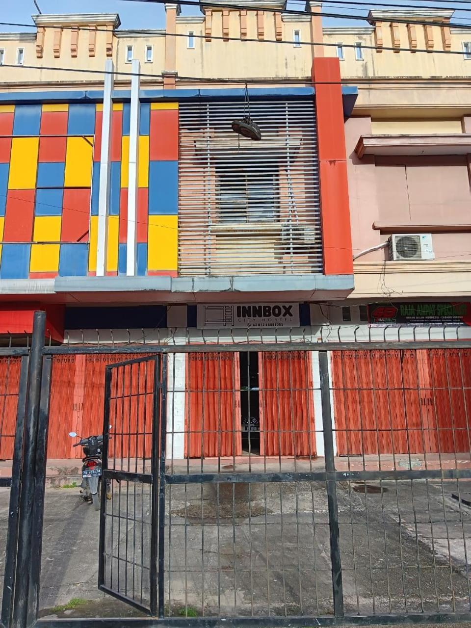 Innbox Hostel Соронг Екстер'єр фото